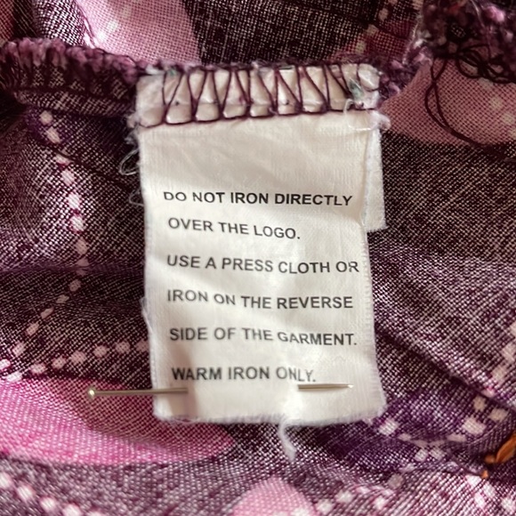 koi Scrub Top - Picture 5 of 16